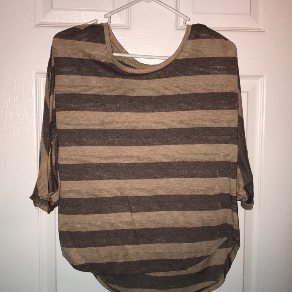 Size small top